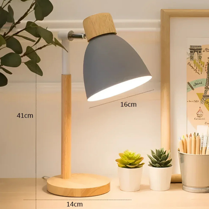 Luminária de Mesa LED com Cabeça Giratória em Madeira – Design Moderno para Quarto, Sala e Escritório